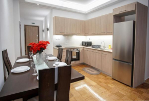 Charming Apt Near Athens Museum!